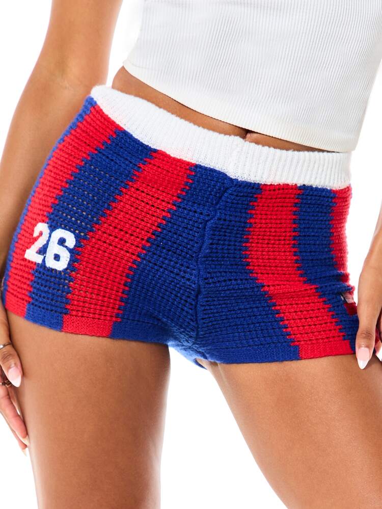 SUMWON WOMEN Short de type varsity en crochet tricoté avec impression de texte Chili et détail numéro 26