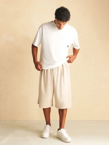SUMWON Short Bermuda coupe décontractée en maille interlock avec taille élastiquée et détail de logo brodé pour l'été - Nude - Voir 3