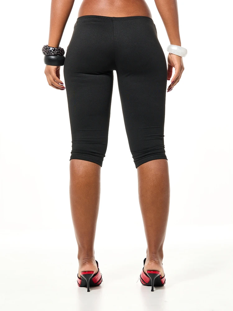 Plus Size Cropped Capri Leggings With Side Metal Eyelet Detail Low Rise Stretch Knit Below Knee Length