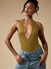 MISSGUIDED Body con cuello halter y escote profundo, diseño de espalda abierta, escote en V profundo, sin mangas, estilo ajustado y elástico para fiesta y noche - Verde militar - Ver 6