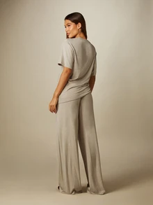 MISSGUIDED Ensemble coordonné deux pièces en jersey avec t-shirt à fronces latérales et cordon de serrage et pantalon palazzo à jambes larges - Tabac - Voir 3