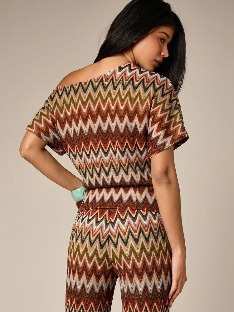 AiiRZ Zig Zag Knit Asymmetric Off-Shoulder Top, Boho Multicolor Short Sleeve Crop Knit Top