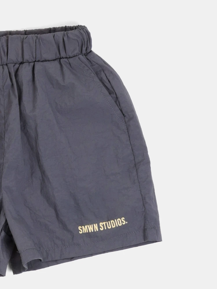 Studios Jungen Rundhals Kurzarm T-Shirt und lässige Shorts Co-Ord Sommer Zweiteiler Set