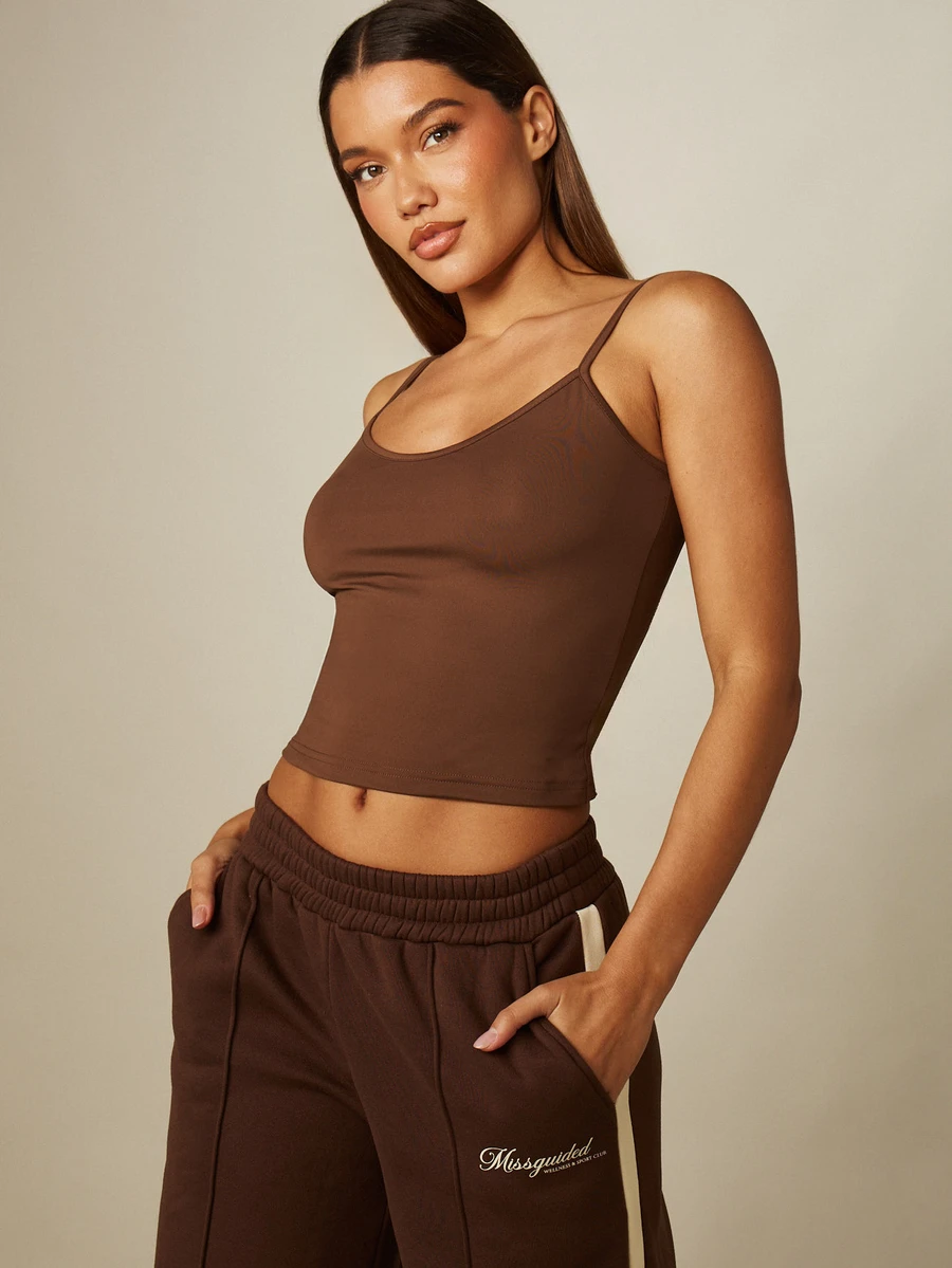 MISSGUIDED Scoop Neck Spaghetti Strap Fitted Crop Cami Top Sleeveless Stretchy Smooth Knit Summer Essential - Brown - View 1