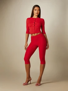 MISSGUIDED Fitted Half Sleeve Button-Up Crop Top And Capri Leggings Co-Ord Two-Piece Set For Summer Casual Occasions - Red - View 5