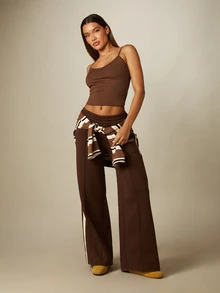 MISSGUIDED Scoop Neck Spaghetti Strap Fitted Crop Cami Top Sleeveless Stretchy Smooth Knit Summer Essential - Brown - View 3
