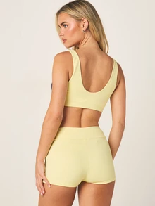 MISSGUIDED Celana Pendek Olahraga Aktif Pinggang Tinggi dengan Detail Garis Samping, Gaya Retro, Pakaian Olahraga Musim Panas - Kuning - View 3