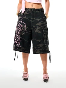 SUMWON WOMEN Camo Cargo Bermuda Shorts With Pink Script Embroidery And Drawstring Hem Detail Knee Length - Army Green - View 6