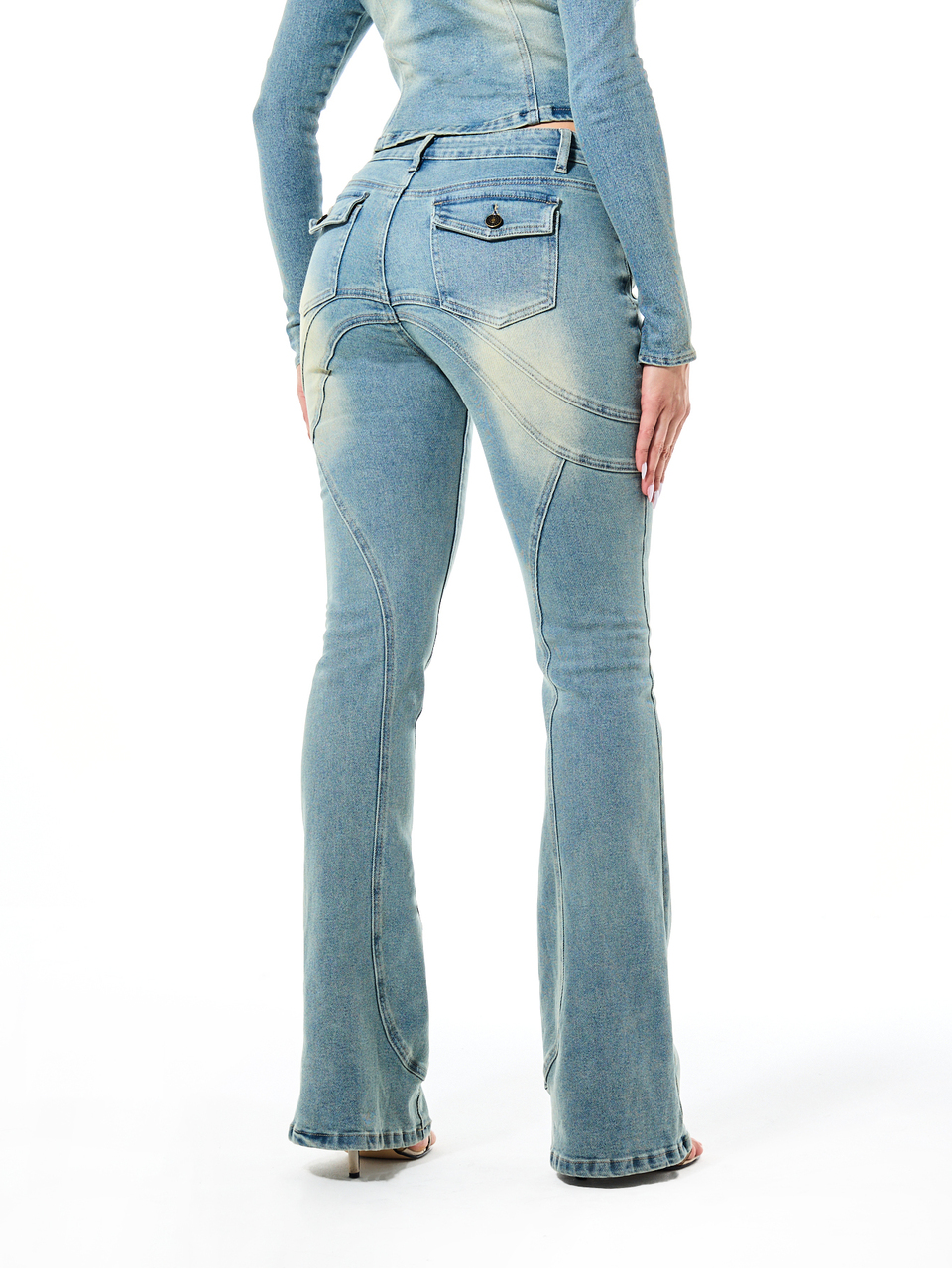 SUMWON WOMEN Vintage Wash Slim Flare Jeans With Seam Detail And Stretch Denim Low Rise Bootcut Leg Style