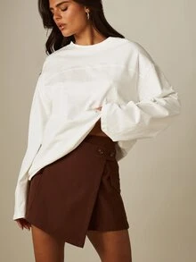 MISSGUIDED 迷你裙褲，不對稱包覆式腰帶、口袋細節、鈕扣開合、高腰修身短褲 - 咖啡棕 - 查看 1