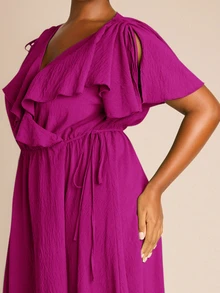FASHION SZN Große Größen Rüschen Wickel Maxi Kleid Grün Gewebter weicher Stoff Anlass Große Größen Hochzeitsgast Kleid Sommer Urlaub Outfit Grünes Kleid Statement lockerer Schnitt elegant Kurzarm schick Gartenparty Geburtstag - Violett - Übersicht 4