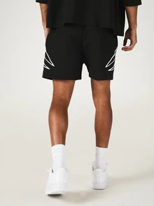 SUMWON Shorts con cordón, estampado gráfico en contraste y detalle de rayas curvas para uso casual diario - Negro - Ver 2