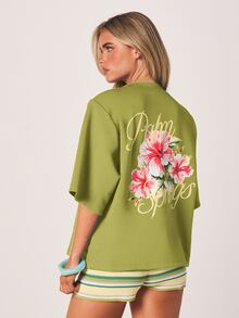 MISSGUIDED Oversized Mock Neck Graphic T-Shirt With Palm Springs Hibiscus Floral Back Print And Script Logo - Green - View 2