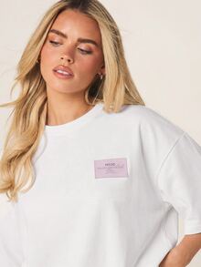 MISSGUIDED Oversized Drop Shoulder Crew Neck Short Sleeve Logo Patch Tee Casual Summer Everyday T-Shirt - White - View 5