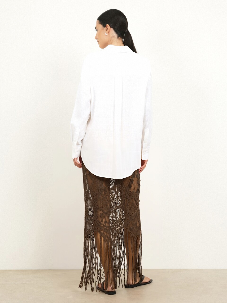 KSTM Koronkowa spódnica maxi z frędzlami, prześwitująca, z kwiatową koronką, półprzezroczysta, boho, festiwalowa, długa, z ozdobnym brzegiem z chwostami