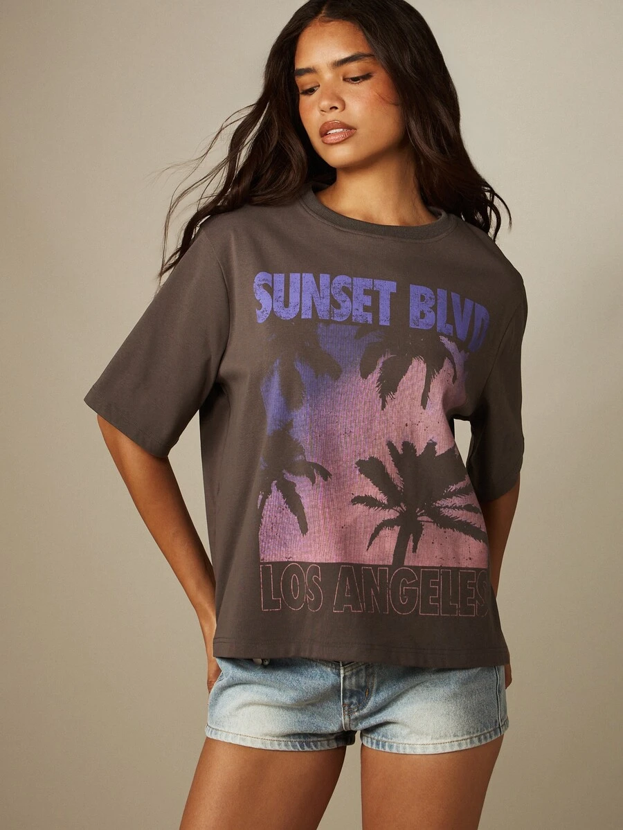 MISSGUIDED Sunset Blvd Los Angeles Graphic Print Oversized Boxy Crop Tee Summer Festival Vintage Streetwear - Grey - View 1