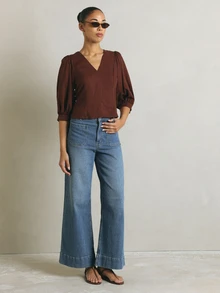KSTM Vintage-Inspired Balloon Puff Sleeve V-Neck Blouse With Seam Detail And Button Cuff Cropped Top - Brown - View 3