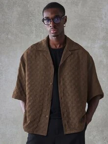 SUMWON Oversized Crop Fit Revere Collar Textured Jacquard Short Sleeve Button-Up Shirt Summer Holiday - Brown - View 2