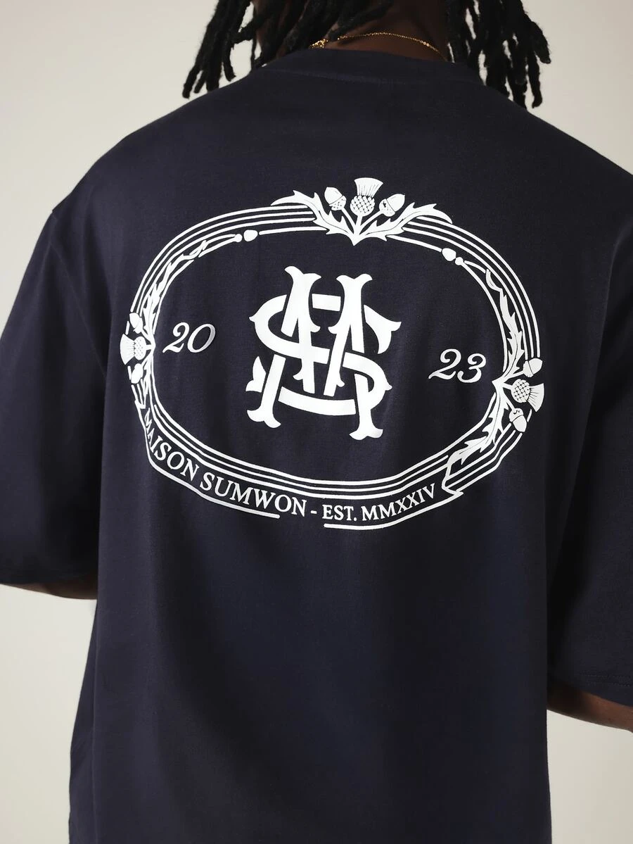 SUMWON Maison Oversized Rundhals T-Shirt mit Monogramm-Rückenlogo-Muster und Bruststickerei - marineblau - Übersicht 1