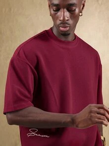 SUMWON Camiseta de cuello redondo texturizada de talla grande con bordado de firma de guion, manga corta, ajuste relajado, top casual - Burdeos - Ver 4
