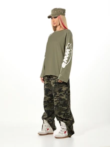 SUMWON WOMEN Oversized Long Sleeve Crop Top With Graffiti Sleeve Print And Raglan Cut Street Style - Green - View 5