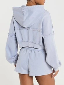 11SKNDS Hoodie crop dengan resleting dan detail ujung bawah yang robek, potongan oversized, lengan panjang, bahan fleece yang dicuci, lencana logo, dan tudung bertali. - Dusty Blue - View 2