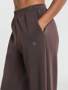 11SKNDS Relaxed Fit Jogger Sweatpants With Elastic Waistband And Ribbed Cuffed Ankles, Side Pockets, Cozy Fleece-Feel Everyday Casual Lounge Pants - Brown - View 5