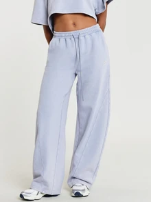 11SKNDS Celana Jogging Kaki Lebar dengan Tali Serut di Pinggang, Celana Jogger Fleece Potongan Longgar dengan Detail Jahitan Depan dan Bordir Logo Kecil, Celana Santai Kasual untuk Sehari-hari - Dusty Blue - View 4