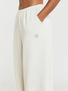 11SKNDS Wide Leg Sweatpants With Elastic Waist Relaxed Oversized Fit Pull On Jogger Pants Casual Everyday Lounge Fleece Style Full Length Palazzo Trousers - Khaki - View 5