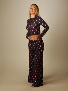 Missguided x Playboy Set Piyama Bunny AOP Atasan Crop Lengan Panjang Kancing Pendek dan Celana Panjang Lebar - MultiWarna - View 5