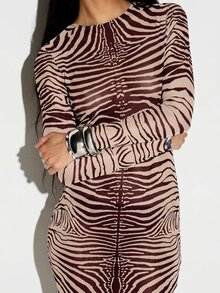 KIZN Gaun Maxi Jala Motif Zebra Lengan Panjang, Leher Bulat, Body-Con, Motif Hewan, Panjang Hingga Lantai, Gaun Pesta Malam - Burgundy - View 5