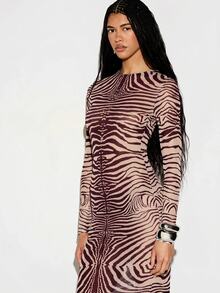 KIZN Gaun Maxi Jala Motif Zebra Lengan Panjang, Leher Bulat, Body-Con, Motif Hewan, Panjang Hingga Lantai, Gaun Pesta Malam - Burgundy - View 2
