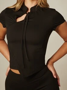 MISSGUIDED Crop Top And Capri Leggings Co-Ord Set With High Neck Tie Detail Cut-Out Neckline And Cap Sleeves - Black - View 5