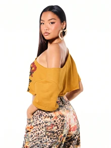 SUMWON WOMEN Oversized Off Shoulder Crop Graphic Tee With Leopard Print And Tokyo Japanese Street Style Design - Yellow - View 2