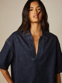 MISSGUIDED 丹寧方正版型迷你洋裝，缺口領 V 領短袖直筒休閒風，適合夏季與秋季 - 藍色 - 查看 4