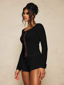 MISSGUIDED X Carli Bybel Pointelle Knit Long Sleeve Top And Ruffle Shorts Lounge Set With Rose Button Detail - Black - View 5
