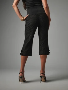 MISSGUIDED Brocade Capri Trousers With Floral Jacquard Texture Mandarin Detail And Flared Hem For Evening Occasions - Black - View 6