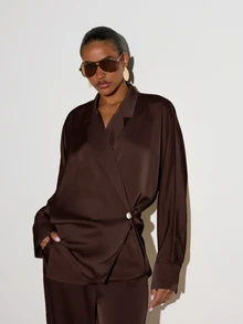 KSTM Blazer de satén cruzado con cuello de solapa, mangas largas, cierre de un solo botón, estilo elegante para oficina y fiesta - Marrón Chocolate - Ver 3