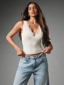 MISSGUIDED V-Neck Lace Trim Tank Top Sleeveless Fitted Cami With Tonal Lace Overlay Elegant Summer Night Out Top - Apricot - View 4