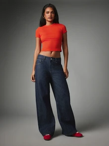 MISSGUIDED 細條紋桶腿牛仔褲 寬腿休閒版型 低腰 深色水洗丹寧 復古風 秋冬款 - 深色水洗藍 - 查看 4
