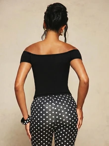 MISSGUIDED X Carli Bybel Off-Shoulder Keyhole Cutout Crop Top Fitted Short Sleeve Night Out Club Going Out Party Summer Halloween Black Sexy - Black - View 6