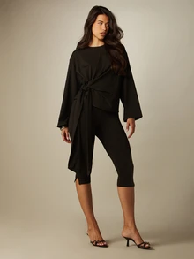MISSGUIDED Tie Front Long Sleeve Oversized Top And Capri Leggings Two-Piece Co-Ord Set For Casual Chic Looks - Black - View 5