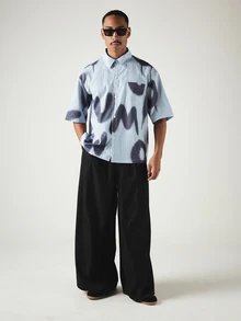 SUMWON Mens Oversized Short Sleeve Button-Up Shirt With Pinstripe And Abstract Spray Paint Graphic Print Summer Casual Top - Blue - View 3