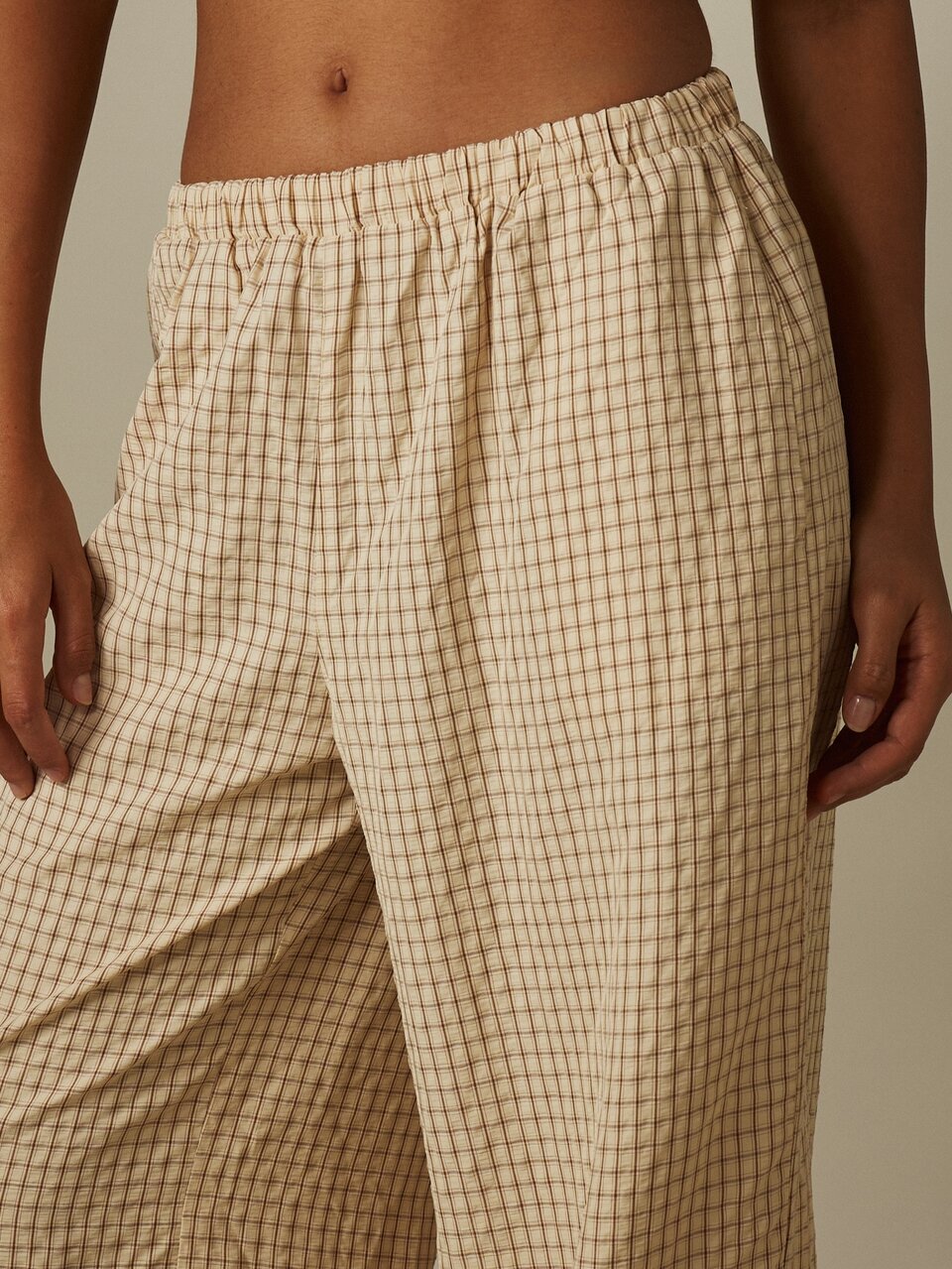 MISSGUIDED Checked Balloon Pants With Elastic Ankle Cuffs