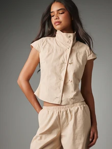 MISSGUIDED 沙色米色高領鈕扣短版帽袖上衣與寬腿降落傘褲套裝 - 卡其色 - 查看 6
