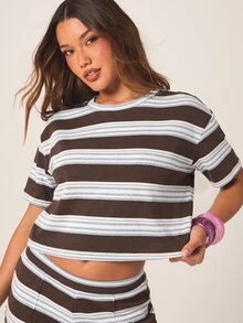 MISSGUIDED 條紋短版上衣與迷你短褲兩件式套裝 休閒夏季度假搭配套裝 - 藍色 - 查看 5