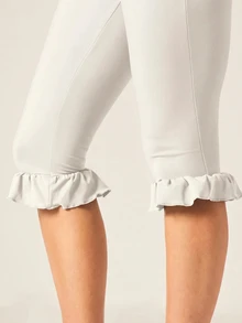 MISSGUIDED Ruffle Hem Capri Leggings High Waist Stretch Cropped Pants Casual Summer Everyday Comfort Fit - Cream - View 4