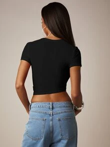 Missguided x Playboy Logo Crop Top Ribbed Slim Fit Tee Short Sleeve Crew Neck Fitted Cropped T-Shirt Summer Festival Streetwear - Black - View 2