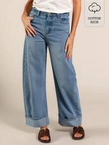 Rouah Jeans cómodos y holgados de pierna ancha con dobladillo enrollado para mujer - Jeans de vacaciones, jeans diarios, denim casual, denim de verano, denim de otoño - Lavado ligero - Ver 1