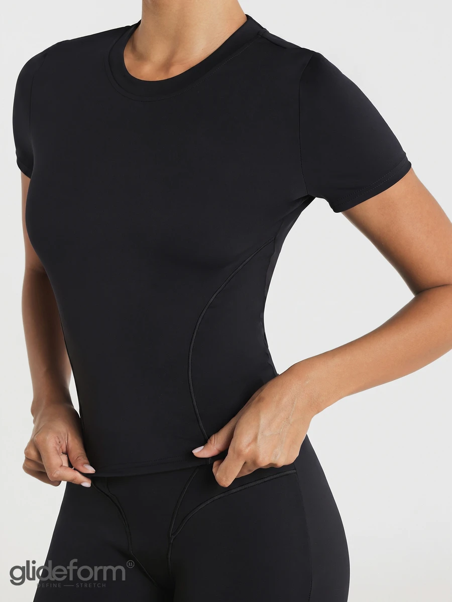 11SKNDS Fitted Short Sleeve Crew Neck Top With Curved Seam Detailing Slim Silhouette Everyday Essential - Black - View 1